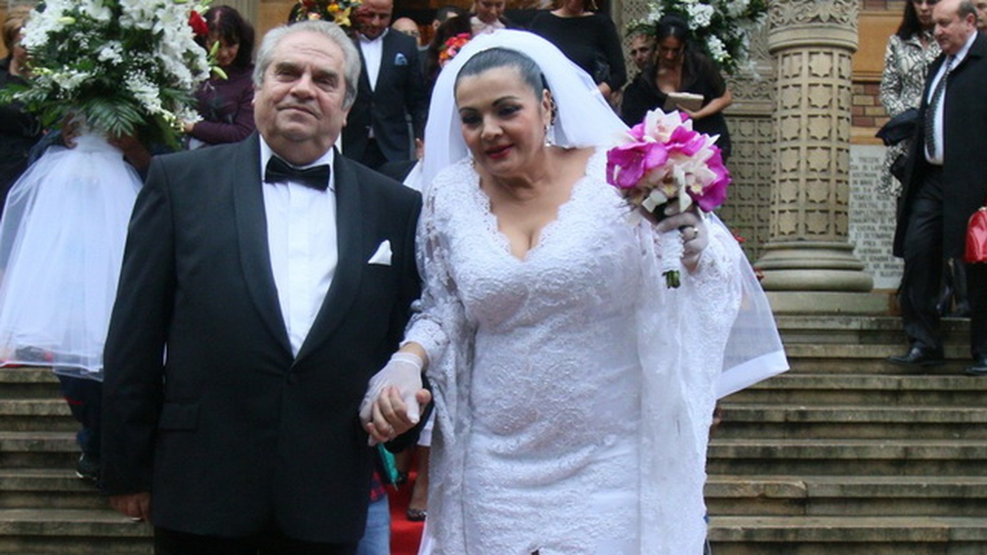 Ce le-a servit Cornelia Catanga invitatilor, dupa ce s-a maritat la 56 de ani