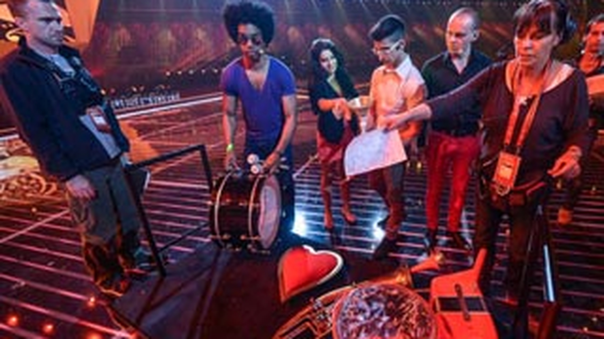 VIDEO Vezi aici pozele de la prima repetitie oficiala la Eurovision 2012 a trupei Mandinga!