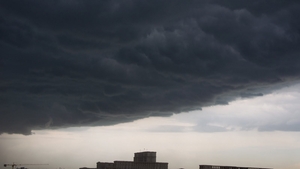 Alertă ANM în București! Cod portocaliu de ploi și vijelii