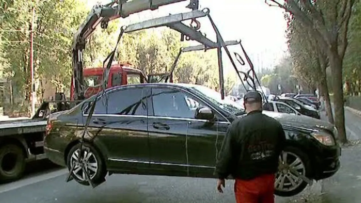 Nu se mai ridica autoturismele parcate neregulamentar! Lovitura grea pentru “hingherii” de masini