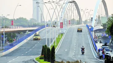 Peste 10.000 de masini pe Pasajul Basarab