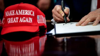 „Nu am nevoie de dreptul internaţional”, ne asigură Trump. Care este limita care spune că l-ar împiedica să acționeze în lume