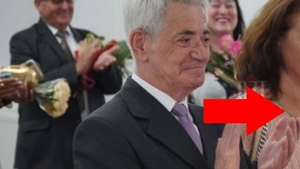 Câți ani are mireasa acestui bărbat de 83 de ani din Iași. Ofițerul de la Starea Civilă a crezut că nu vede bine. FOTO