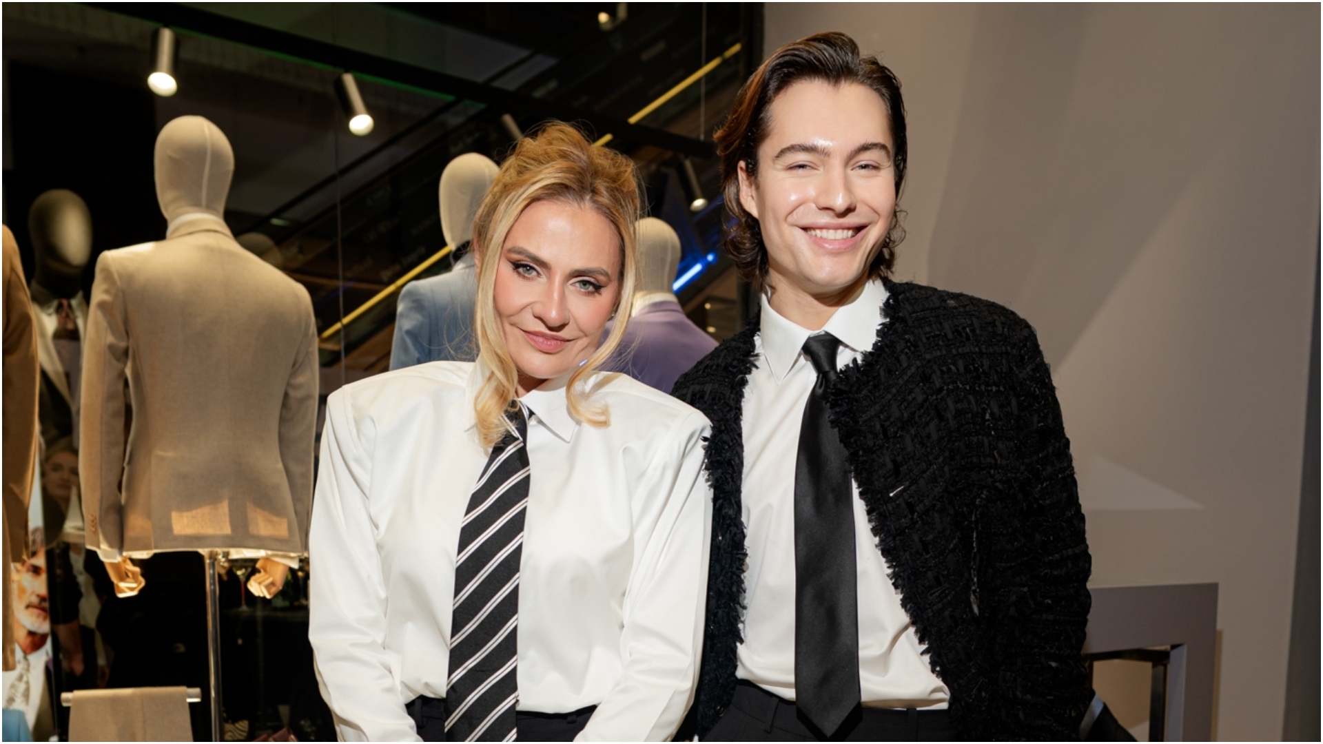 Rebranding couture. Noua identitate Adina Buzatu poartă semnătura designerului român de succes Luca Portik