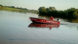 Momente dramatice în Teleorman. Un bărbat a dispărut în apele unui râu după ce a fost luat de curenți de pe un pod