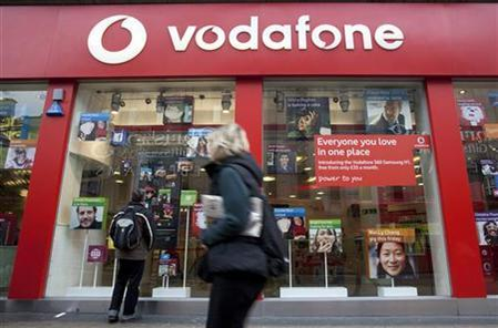 Gigantul Vodafone, îngenuncheat de o româncă