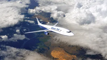 Avion românesc Blue Air, escortat de o escadrilă de vânătoare maghiară