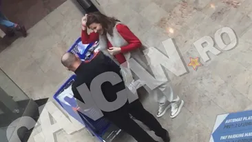 Poţi să juri că milionarul Cataramă & soţia au golit…tot magazinul! Rar vezi asemenea munte de cumpărături!