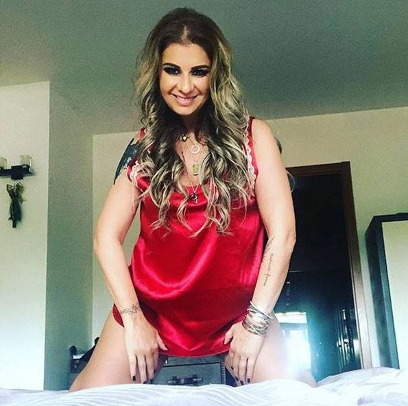 Anamaria Prodan, apariție de senzație pe litoral. A îmbrăcat un costum de baie minuscul și…