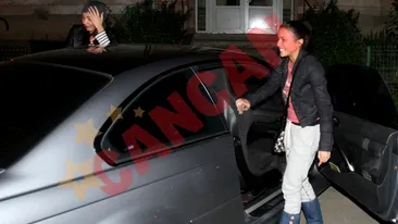 Alexandra Enachescu si iubita lui Tamas au o problema: Ne pozati asa distruse?!