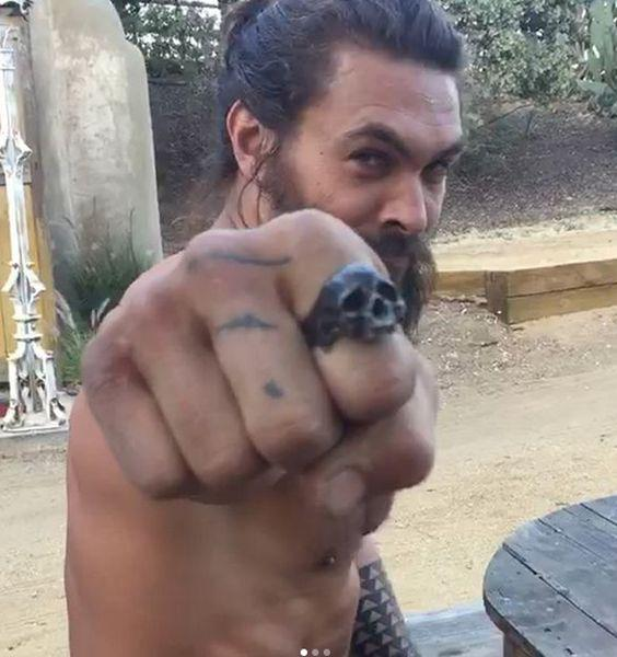 Jason Momoa este celebru și extrem de sexy. Dar știi cum arată soția lui Aquaman, cu 12 ani mai în vârstă?