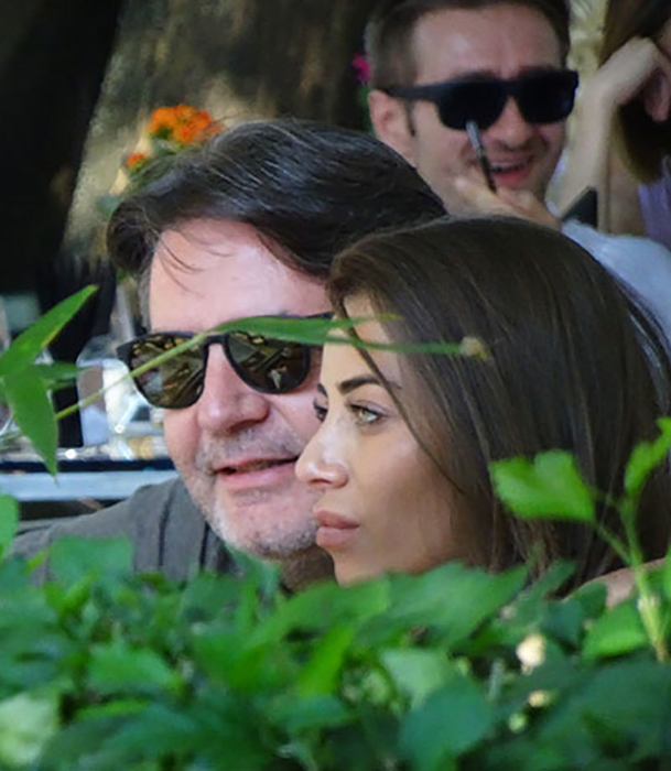 "Bunesa" este indecisă cu ce bărbat să rămână dintre Marius Niculae şi Stefano Ricucci