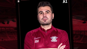 Mihai Iosif –out, Adrian Mutu –in: „Mă bucur să fiu aici!”