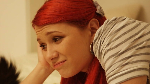 Alina Chinie, veverita roscata de la Red Blonde, indragostita pana peste cap! A fost pozata in timp ce face asta cu iubitul ei