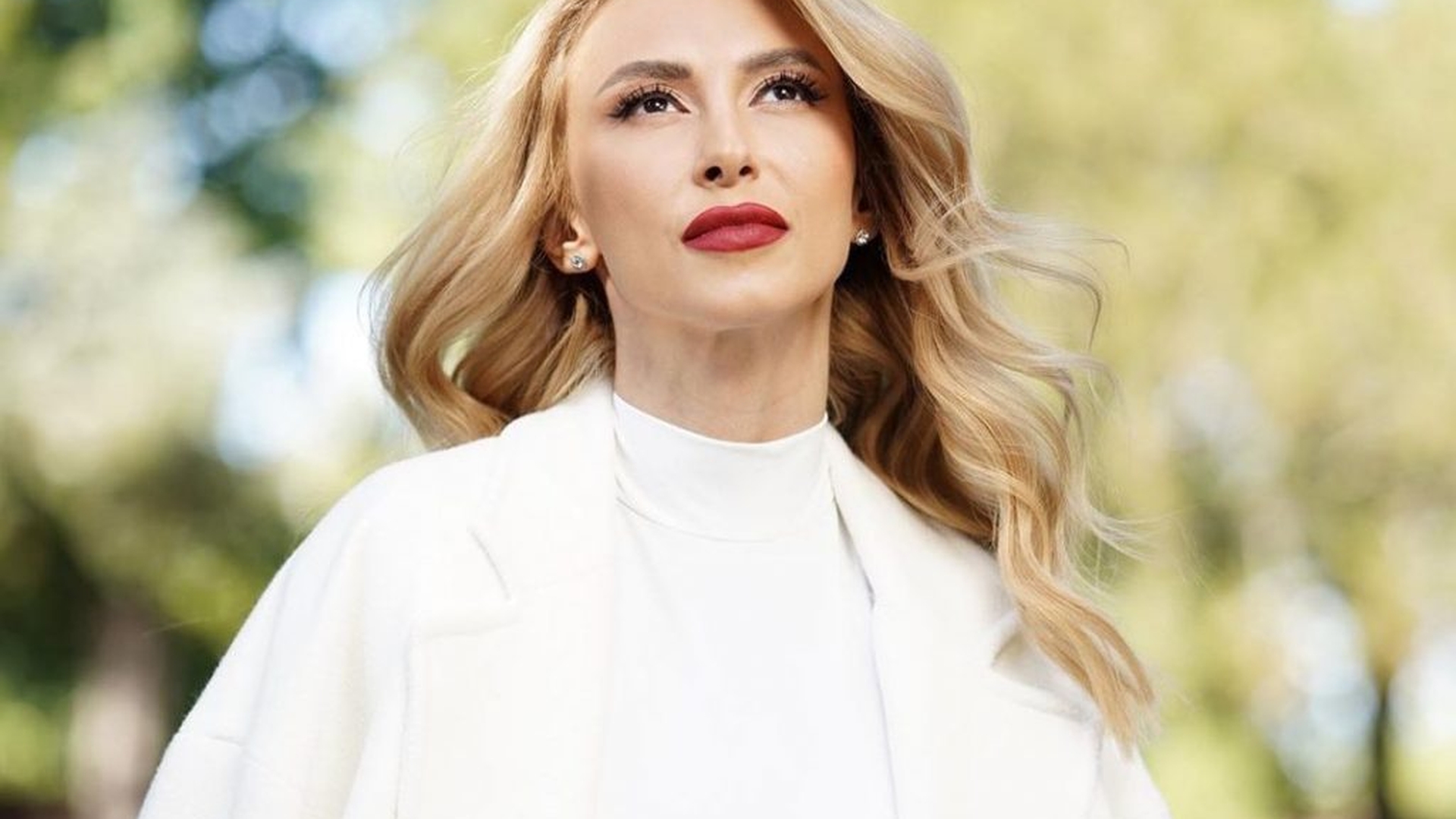 Andreea Bălan suferă din cauza faptului că nu mai poate face copii. Vedeta ia în considerare alte metode. „Să adopt sau să apelez la o mamă surogat”