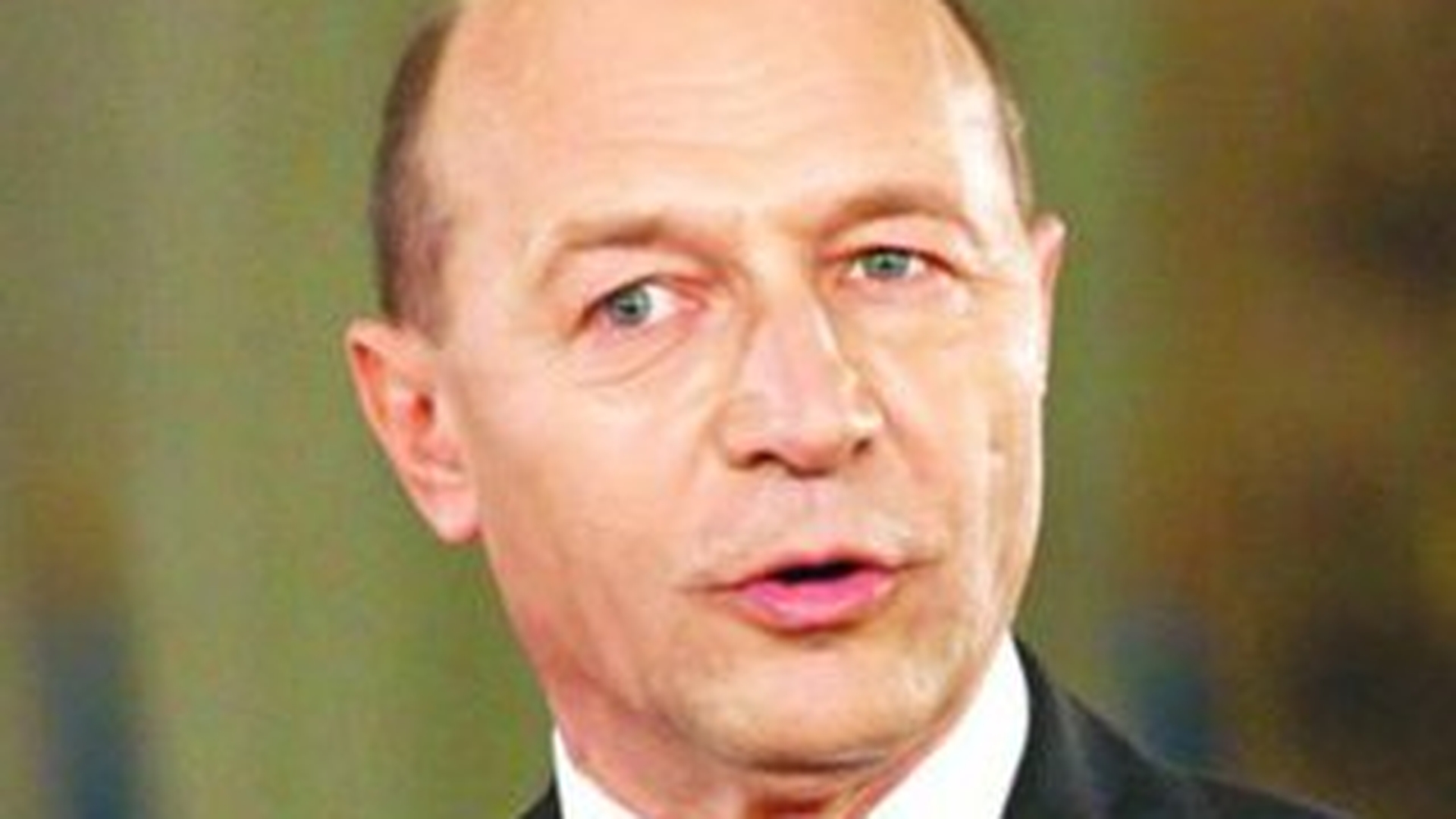 Presedintele Basescu doreste romanilor sa regaseasca sensul solidaritati