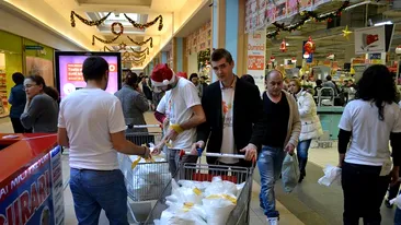 Cristian Gog a lasat magia si s-a pus pe fapte bune! A strâns alimente pentru bătrânii singuri din Cluj
