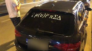 Cum a fentat un ieșean legea. Și-a scris „M**e PSD” cu litere din alfabetul grecesc