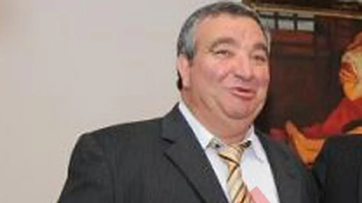 Regele Cioaba si Imparatul Iulian, restantieri la facturile de apa