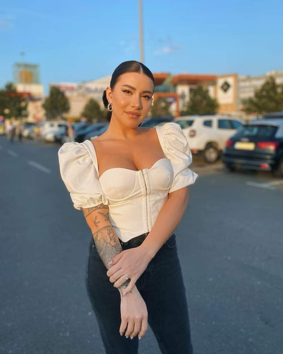 Nicoleta și-ar fi dorit să devină medic veterinar / (Foto
:Facebook)
