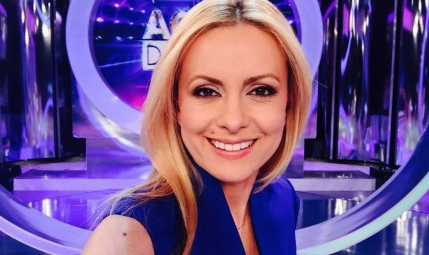 Simona Gherghe își face poftele singurică în mall: ”Se lasă cu o pungă de...”