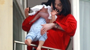 Cum arată fiul lui Michael Jackson la 22 de ani. Imagini RARE cu ”Blanket”, mezinul artistului. FOTO