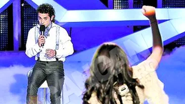 Andra are interzis sa cante! Medicii i-au pus restrictii dupa operatia de cezariana