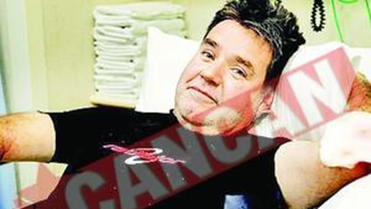 Au scapat din coltii rechinilor