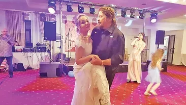 Fiul înfiat al lui Adrian Daminescu s-a însurat! Cântărețul a reunit artiști din Generația de Aur