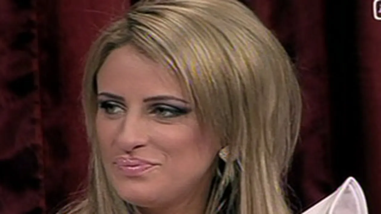 Sanziana Buruiana a plans la filmarile unui videoclip! Afla ce a facut-o sa reactioneze asa!