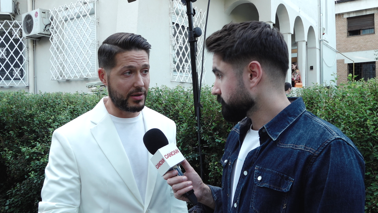 Jorge: "În primul rând, merg să fac recuperare la genunchi. Dar câtă sală să mai faci, că trebuie să merg de trei sau patru ori pe săptămână la recuperare și mai merg o dată să fac una alta, că vine perioada de plajă!" (Foto: captură video)