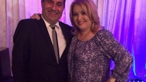 Viorica de la Clejani a îmbrăcat o pereche de blugi skinny! Artista şi-a etalat noua siluetă în pantalonii mulaţi