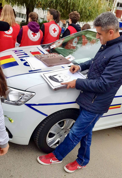 Caricaturistul se implică și în campanii sociale