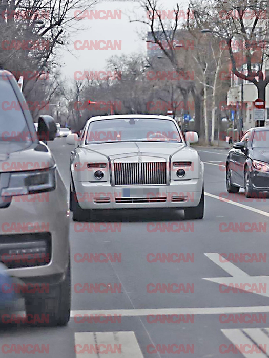 Excentricul Dan Nicorescu nu iartă nici la început de an! Și-a ”aruncat” Rolls-ul pe prima bandă și…