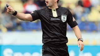 Suporterul care l-a lovit pe arbitrul Eduard Constantinescu, cercetat penal si amendat cu 1.000 lei