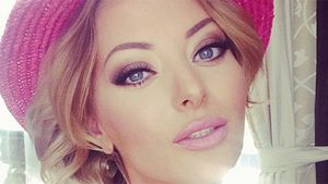 Delia o sa roseasca atunci cand o sa vada ce au observat fanii intr-o fotografie! Nici ea nu si-a dat seama de acest aspect