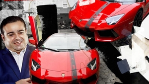 Primele imagini cu Aventador-ul de 400.000 € al lui Adrian Minune