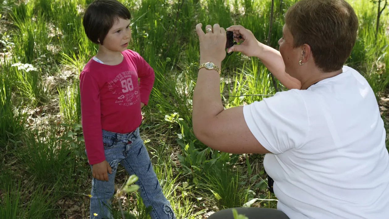 Cele mai curajoase! Ele sunt vedetele noastre care au adoptat un copil! Le admiri sau nu?