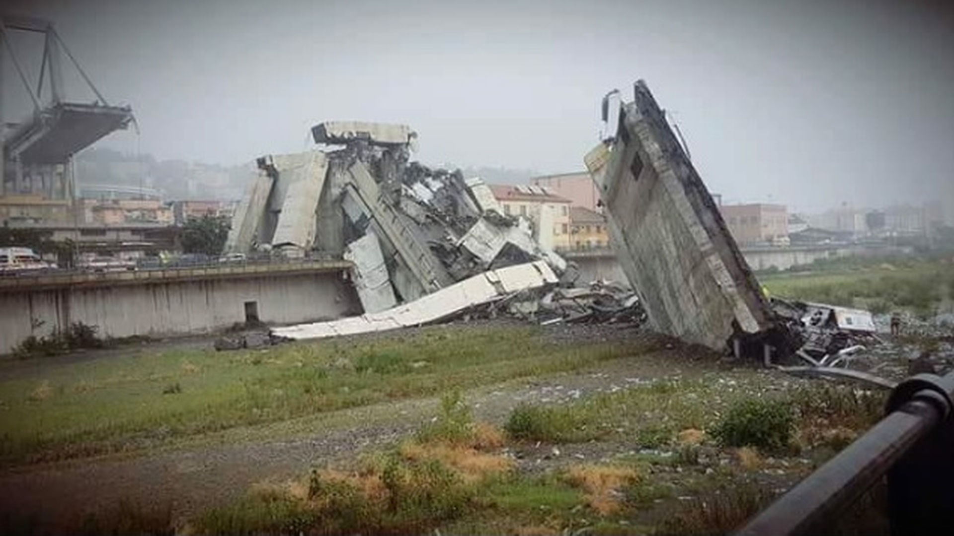 Bilanțul final după tragedia din Italia! Numărul morţilor ajuns la 43!