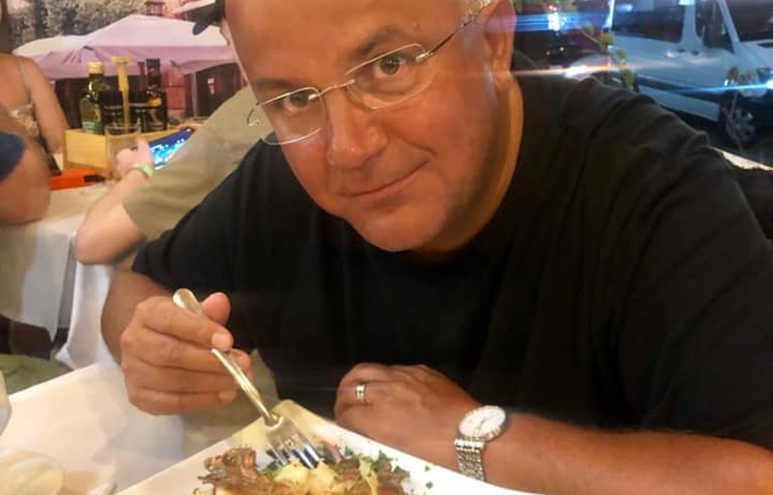 Axinte de la Vacanța Mare și-a făcut liposucţie și a slăbit 10 kilograme. Primele imagini cu actorul Florin Petrescu după intervenție