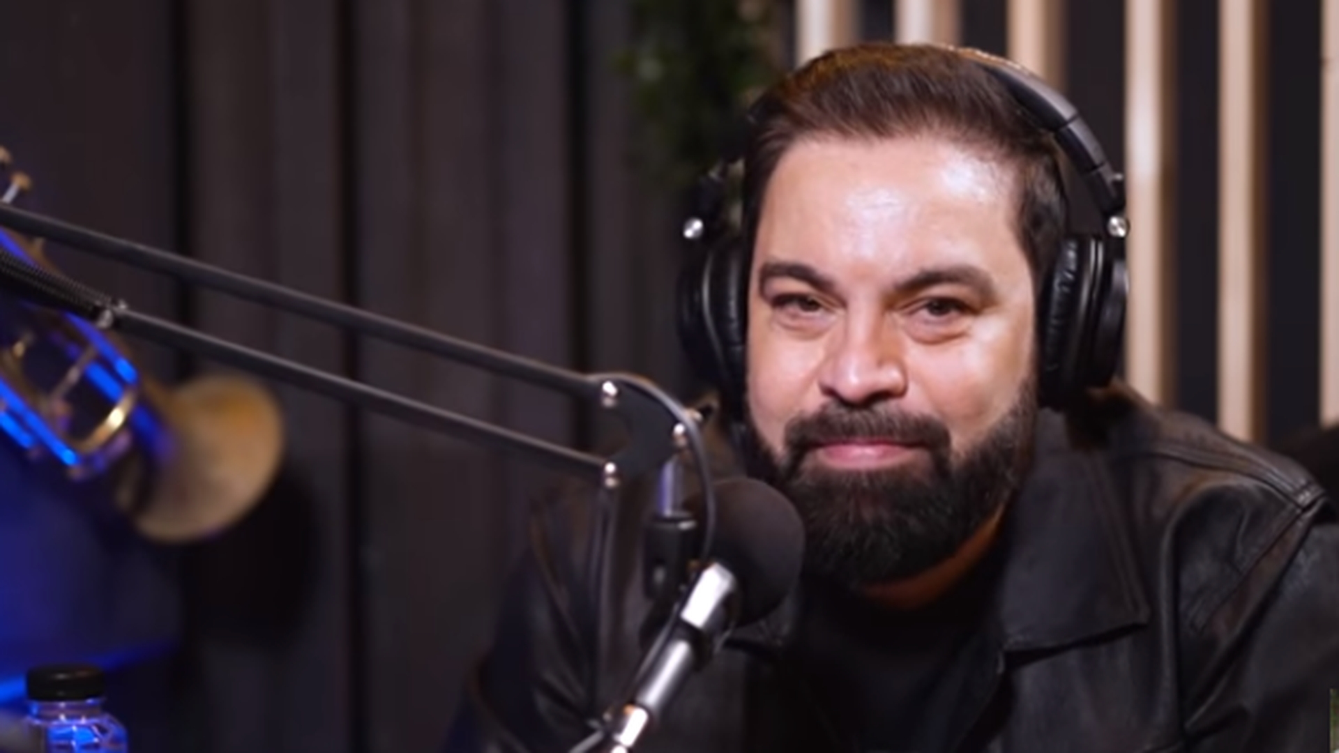 Florin Salam, drum greu spre succes. A avut multe lipsuri în copilărie „Închideam ochii și trăiam momentul”