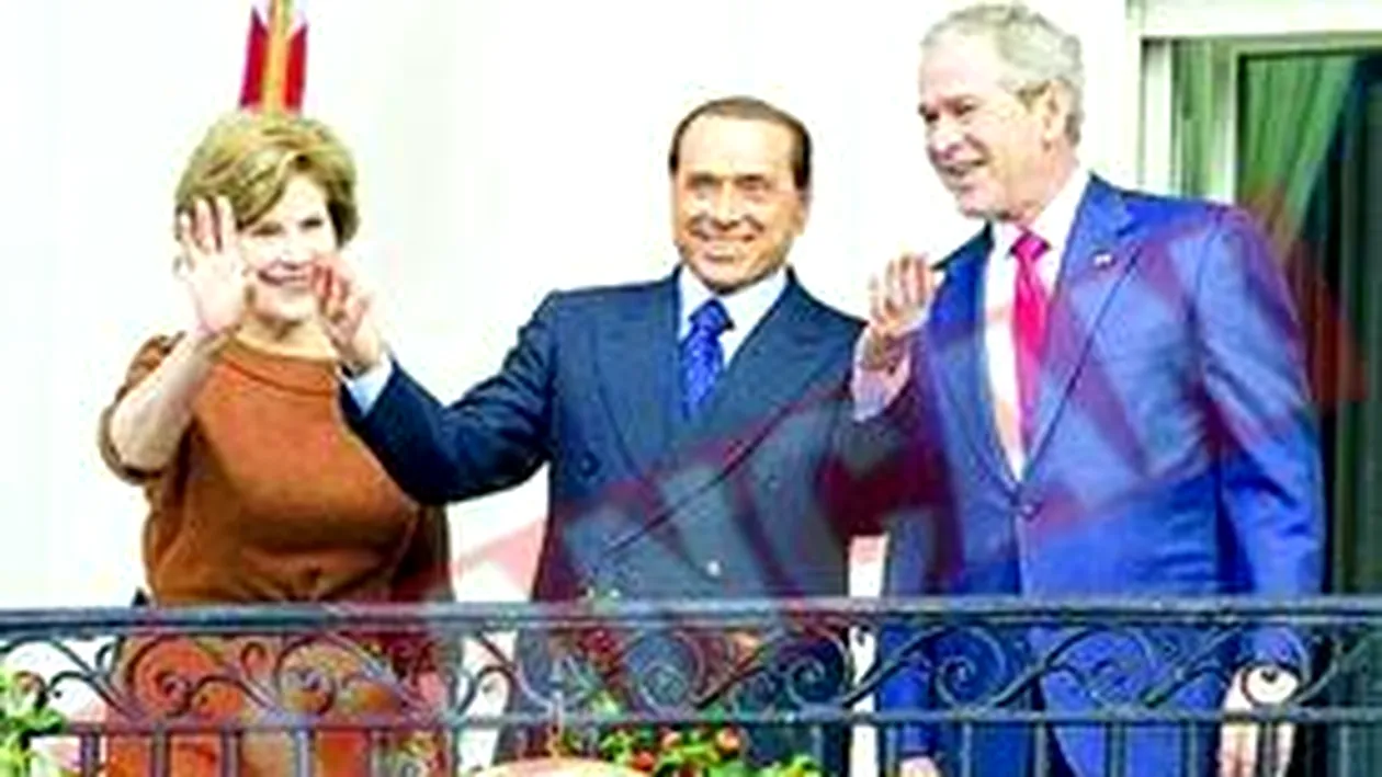 Berlusconi i-a rupt tribuna lui Bush