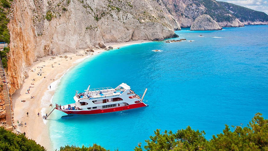 Grecia repornește turismul din 15 iunie, însă nu pentru toată lumea! Lista celor 19 țări care vor putea trimite turiști