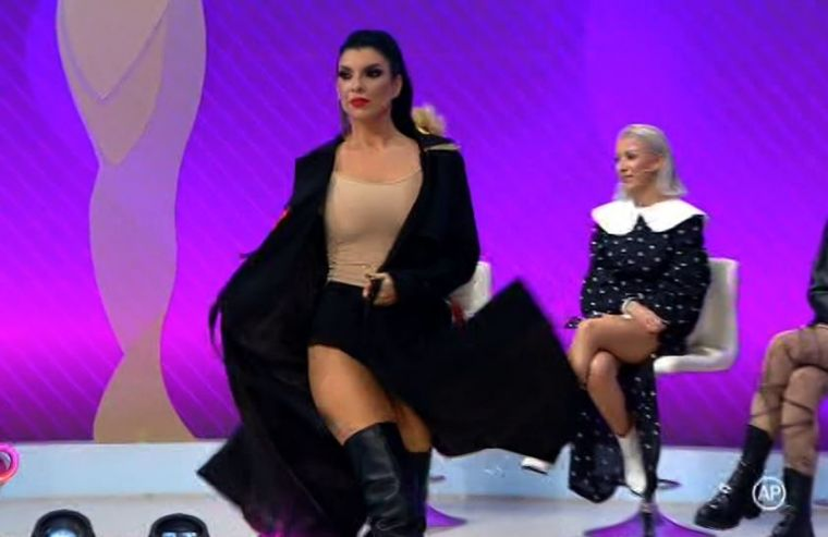 Andreea Tonciu, la "Bravo ai stil!"