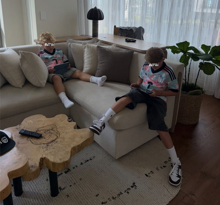 Copiii fotbalistului Kevin De Bruyne. Sursa foto: Instagram