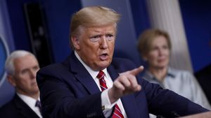 Donald Trump lansează un nou atac la adresa China! „Ar fi putut să oprească virusul la sursă. Nu ar fi trebuit să lase avioanele să zboare din țară”