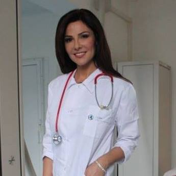 Oana Cuzino își dorește să execute Primăria Capitalei. Foto: Facebook / Oana Cuzino