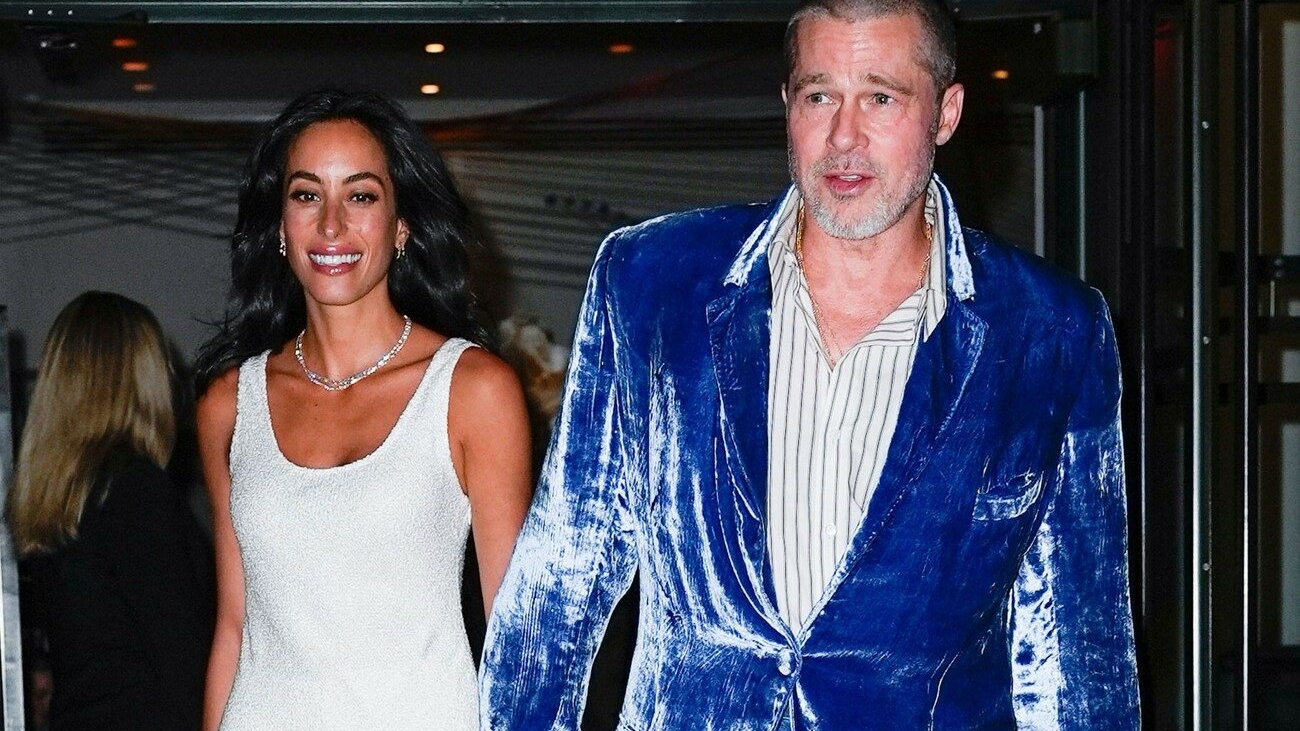 Brad Pitt, apariție INEDITĂ în public! Ținuta purtată la cină cu iubita lui s-a viralizat instant