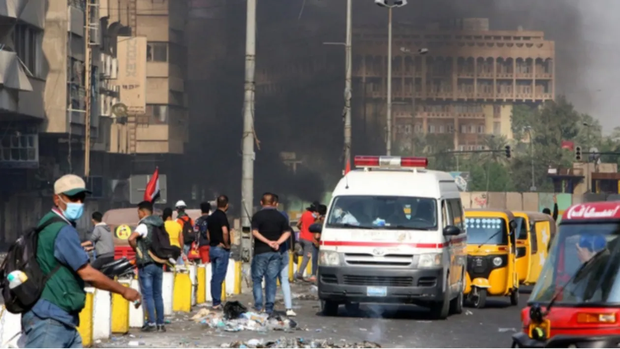 Atacuri sinucigașe în Bagdad! Au fost înregistrați peste 70 de răniți și 28 de morți. Bilanțul victimelor este în creștere