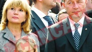 Ministrul Culturii a atipit in fata a cinci mii de oameni